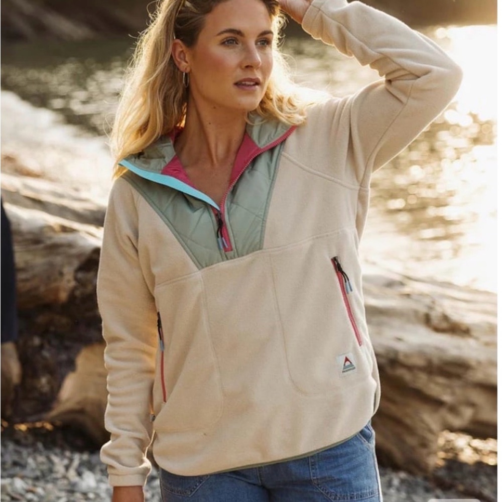 Passenger Juana Recycled Polar Hooded Fleece size xsmall